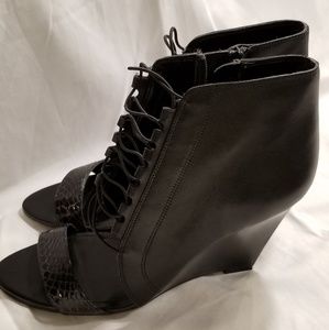 Black Aldo Shoe Booties